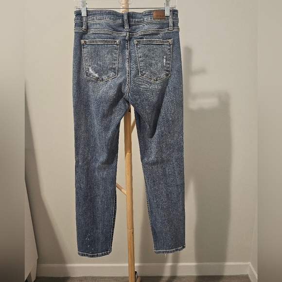 Judy Blue Boyfriend Jeans Blue Relaxed Fit (NWOT) Size 27 - Picture 3 of 3